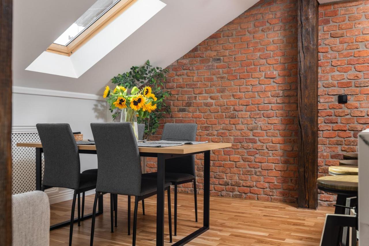Riverside Premium Class Apartment - By Upstairs Krakow Dış mekan fotoğraf
