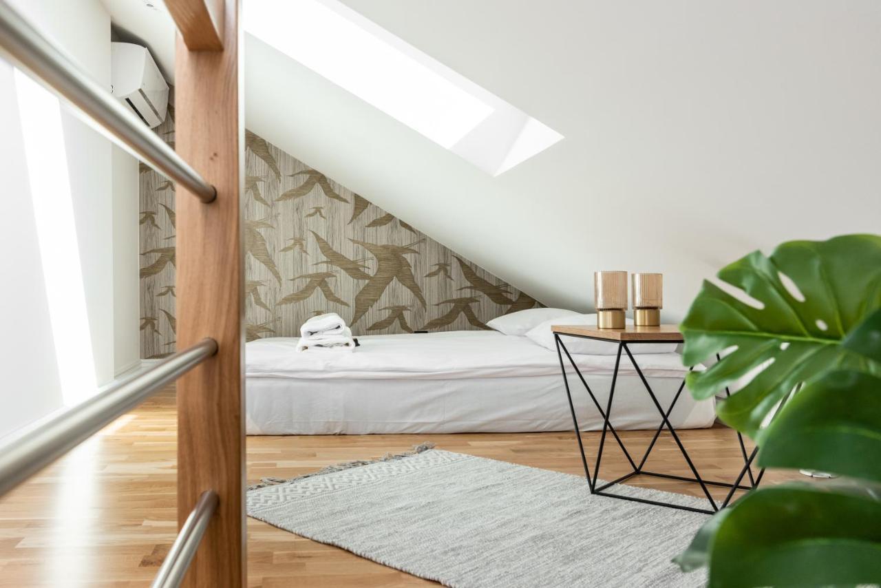 Riverside Premium Class Apartment - By Upstairs Krakow Dış mekan fotoğraf