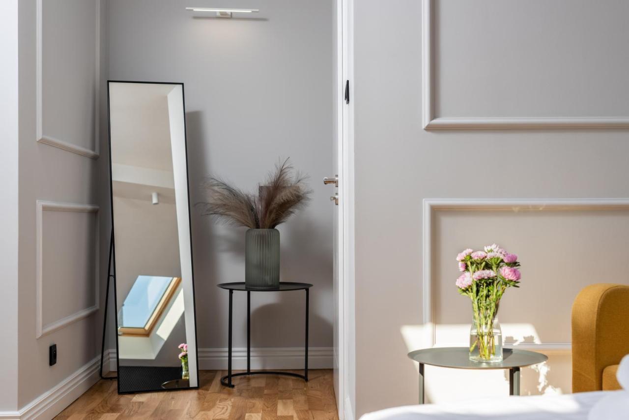 Riverside Premium Class Apartment - By Upstairs Krakow Dış mekan fotoğraf