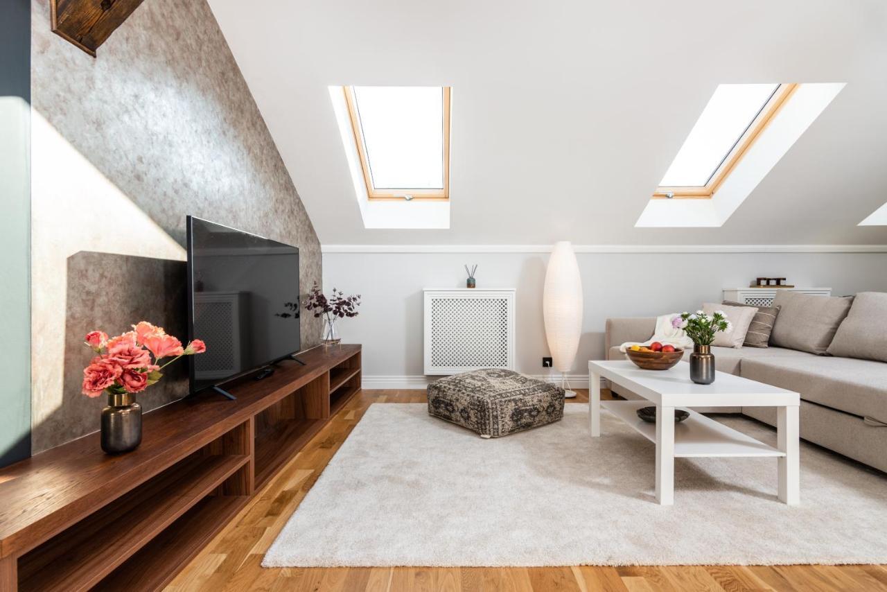 Riverside Premium Class Apartment - By Upstairs Krakow Dış mekan fotoğraf