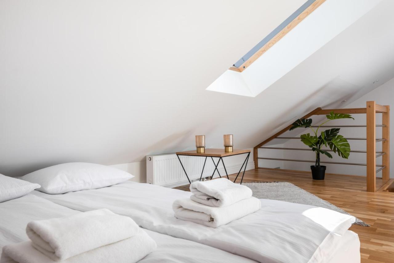 Riverside Premium Class Apartment - By Upstairs Krakow Dış mekan fotoğraf